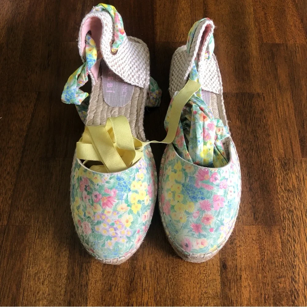NIB $175 LoveShackFancy x Manabi Valencia Espadrilles in Rainbow Skies - size 37